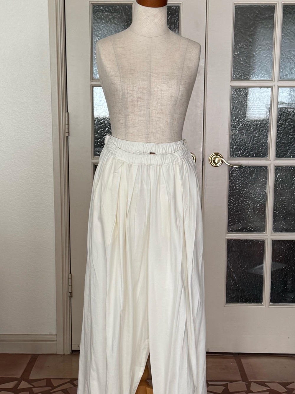 Free People Cream Elastic-Waist Balloon Pants